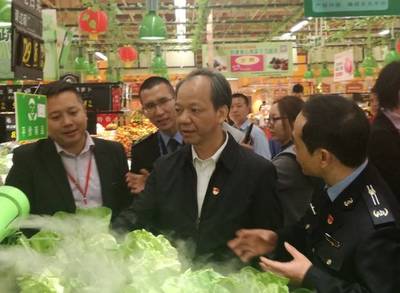 節(jié)前食品安全檢查不停歇，順德區(qū)委書記郭文海帶隊筑牢春節(jié)“舌尖安全”防線