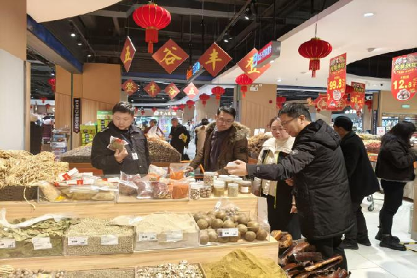 嘉禾縣市場監(jiān)督管理局開展節(jié)前計量專項檢查，護航預包裝與散裝食品市場公平